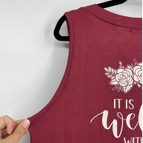 French Pastry Womens Burgundy Tank Top Sleeveless Tee Soft Lightweight Size 2X - Picture 4 of 10